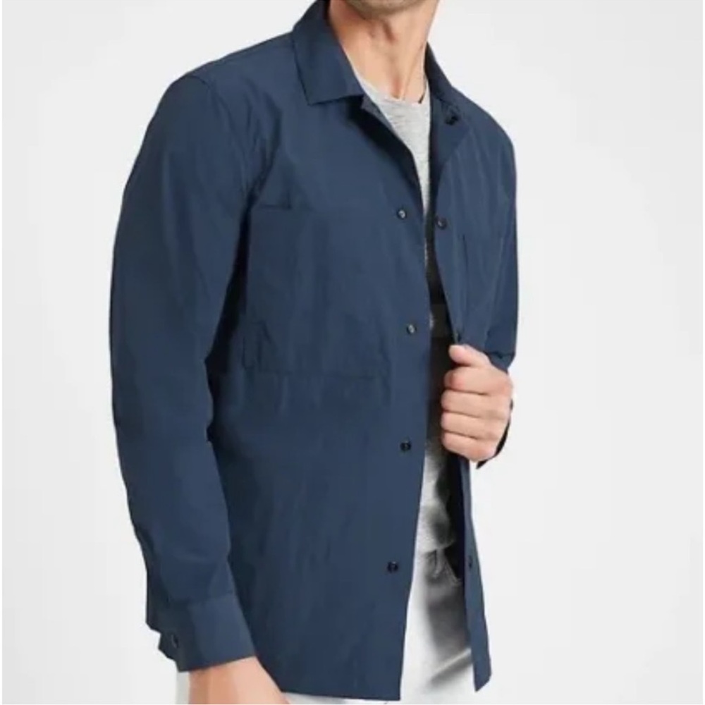 BANANA REPUBLICAN NAVY WATER RESISTANT SHIRT JACKET SIZE MEDIUM